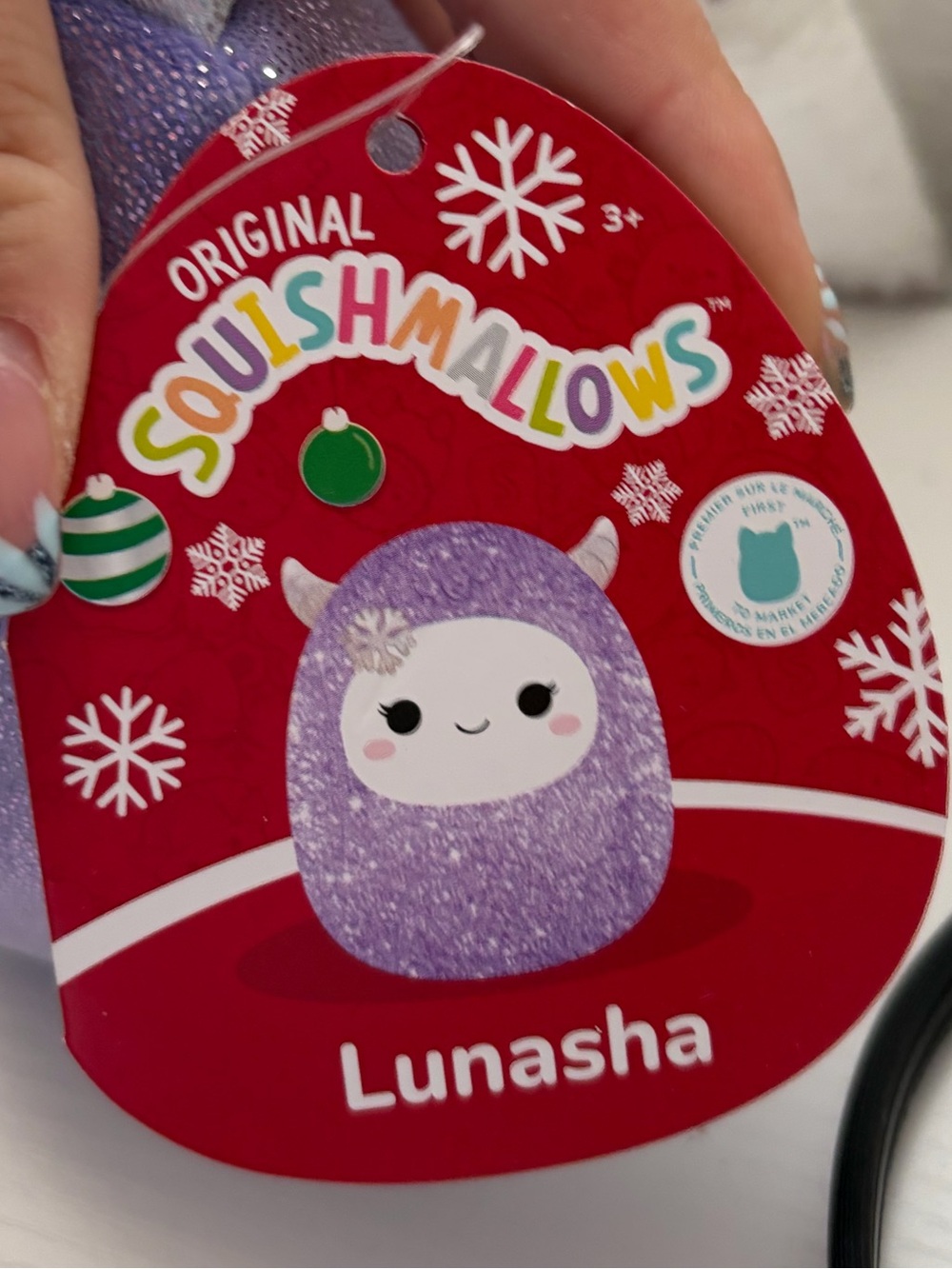 Lunasha the Yeti 5" Shiny Squishmallow - Picture 3 of 3
